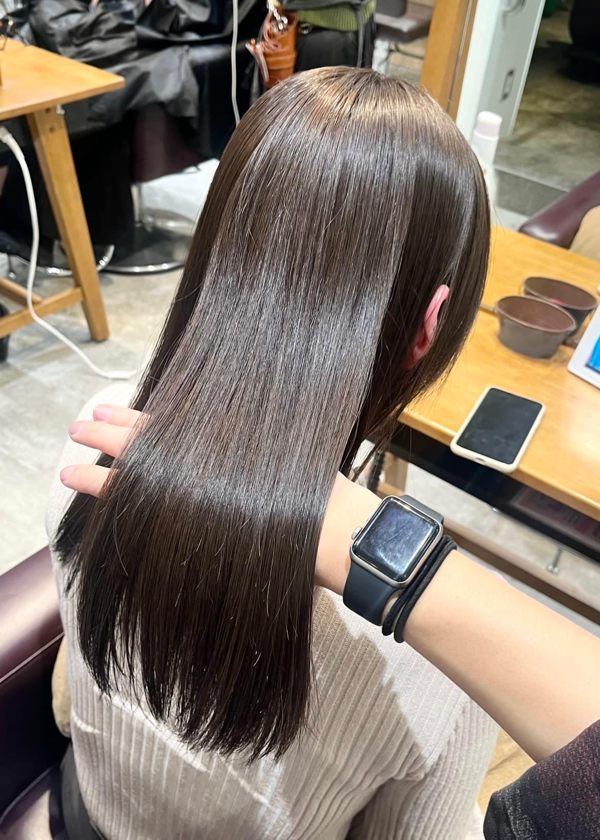 FACE。港南台【フェイスコウナンダイ】のスタイル紹介。【横浜】【港南台】【艶カラー】【透明感カラー】