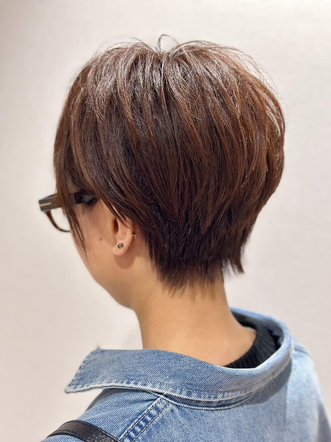 tip・top 成増店【チップタップ ナリマステン】のスタイル紹介。美フォルムショート