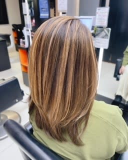 tip・top 中村橋店【チップタップ ナカムラバシテン】のスタイル紹介。tip・top 中村橋店×白髪ぼかしハイライト