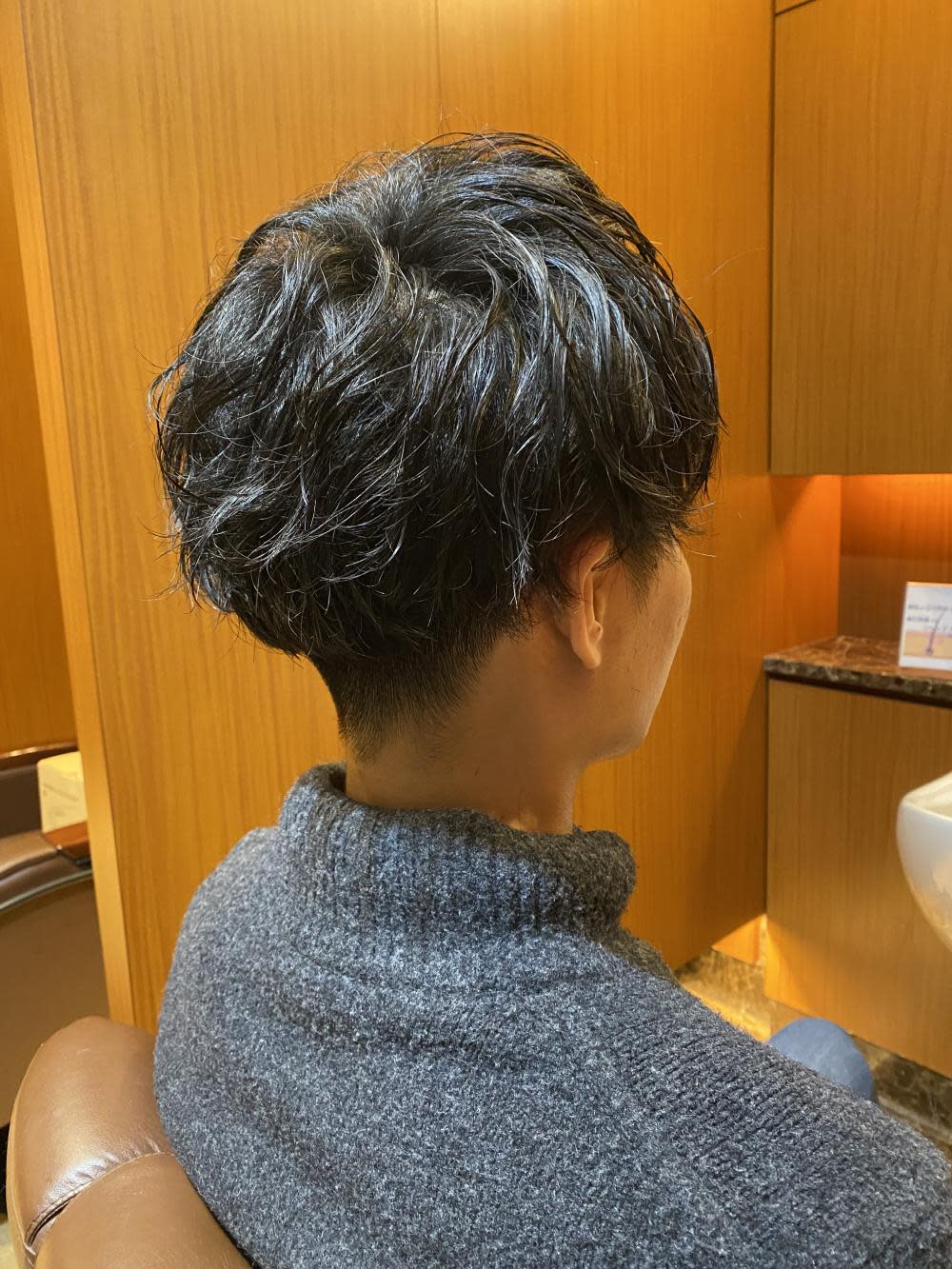 ヘアーモードキクチ 神田日銀通り店【ヘアーモードキクチ】のスタイル紹介。ニュアンスパーマ　ツーブロック