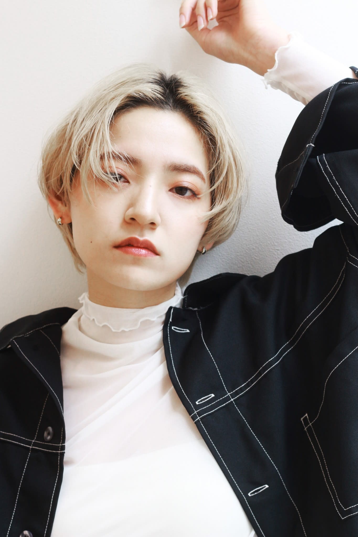 La Sente  居留地 Aujua認定サロン【ラシェンテ キョリュウチ オウジュアニンテイサロン】のスタイル紹介。センターパートでハンサムなショートに