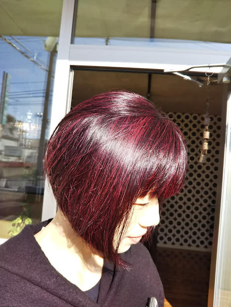 Hair Make Vivre【ヘアーメイクヴィーヴル】のスタイル紹介。前下がりボブ