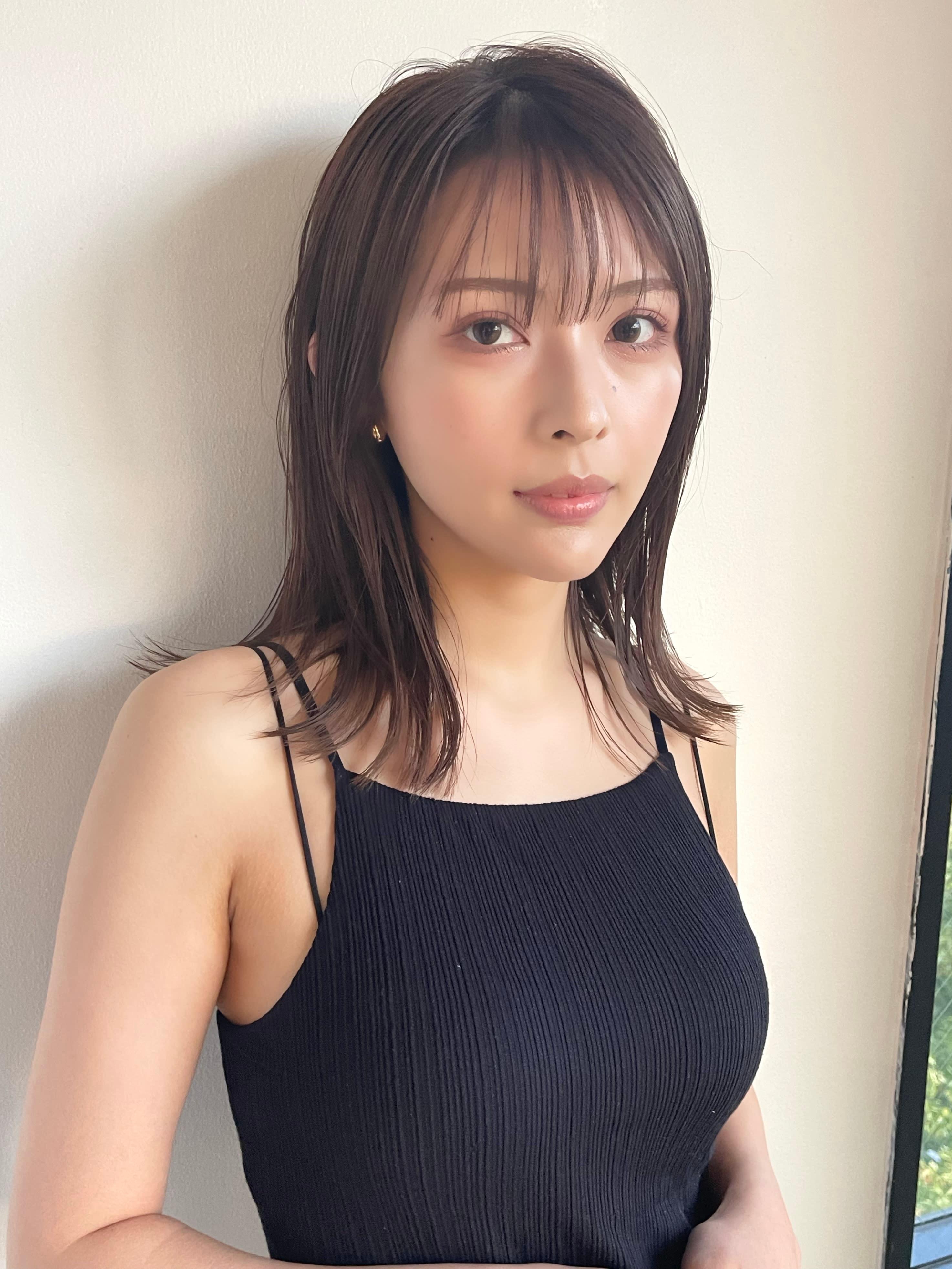 THE ORDER【ザ オーダー】のスタイル紹介。クロスパーマカーキベージュ