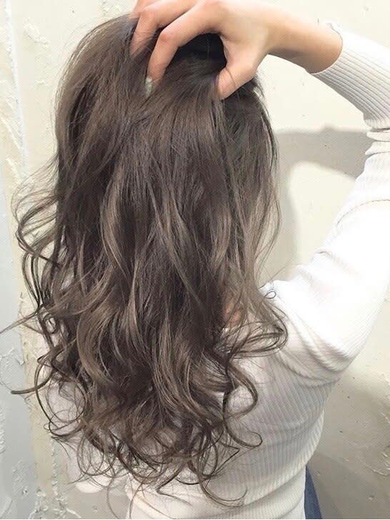 grow 恵比寿【グロウ エビス】のスタイル紹介。ナチュラルプルエクステ/かき上げヘア