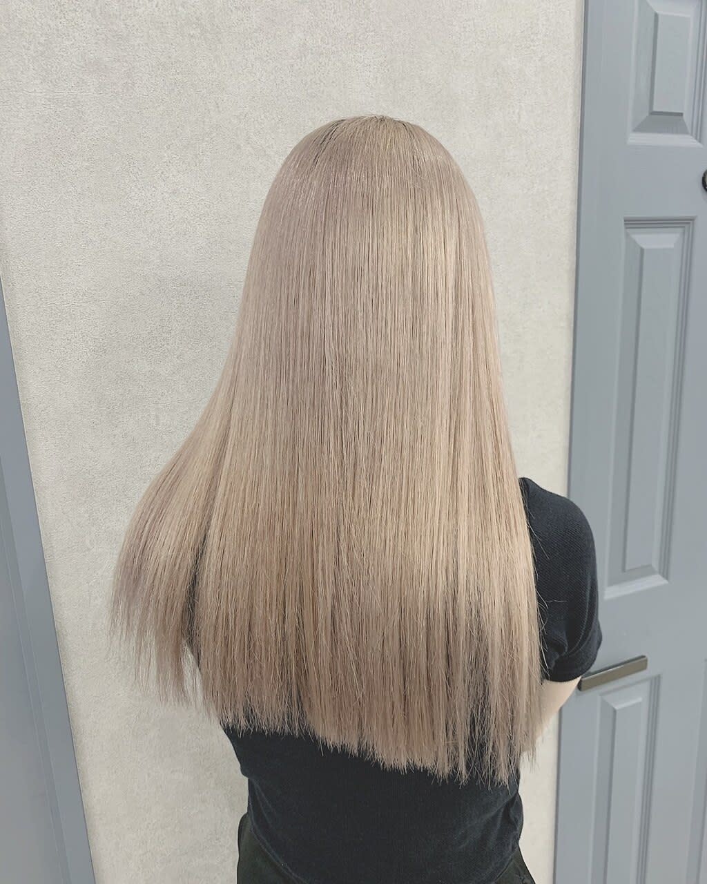 prize【プライズ】ブリーチ/パーソナルカラー&髪質改善トリートメント 成増ドンキ店【プライズナリマスドンキテン】のスタイル紹介。ホワイトベージュブロンド成増地下鉄成増大山