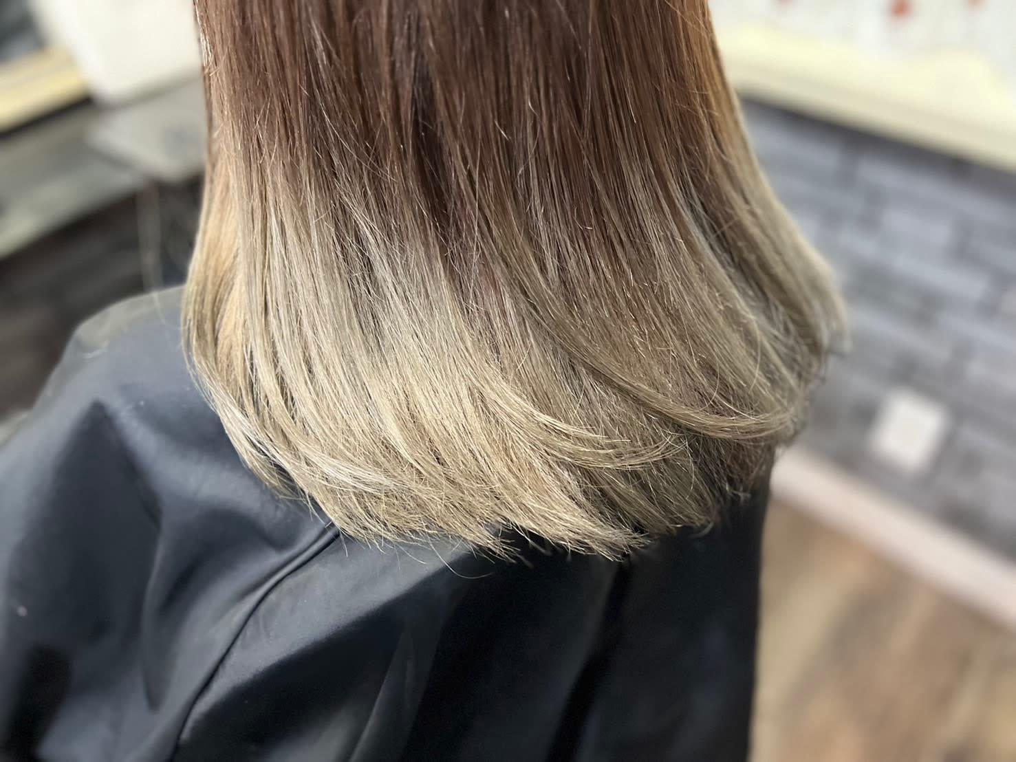 STANDARD HAIR【スタンダードヘアー】のスタイル紹介。グラデーションカラー