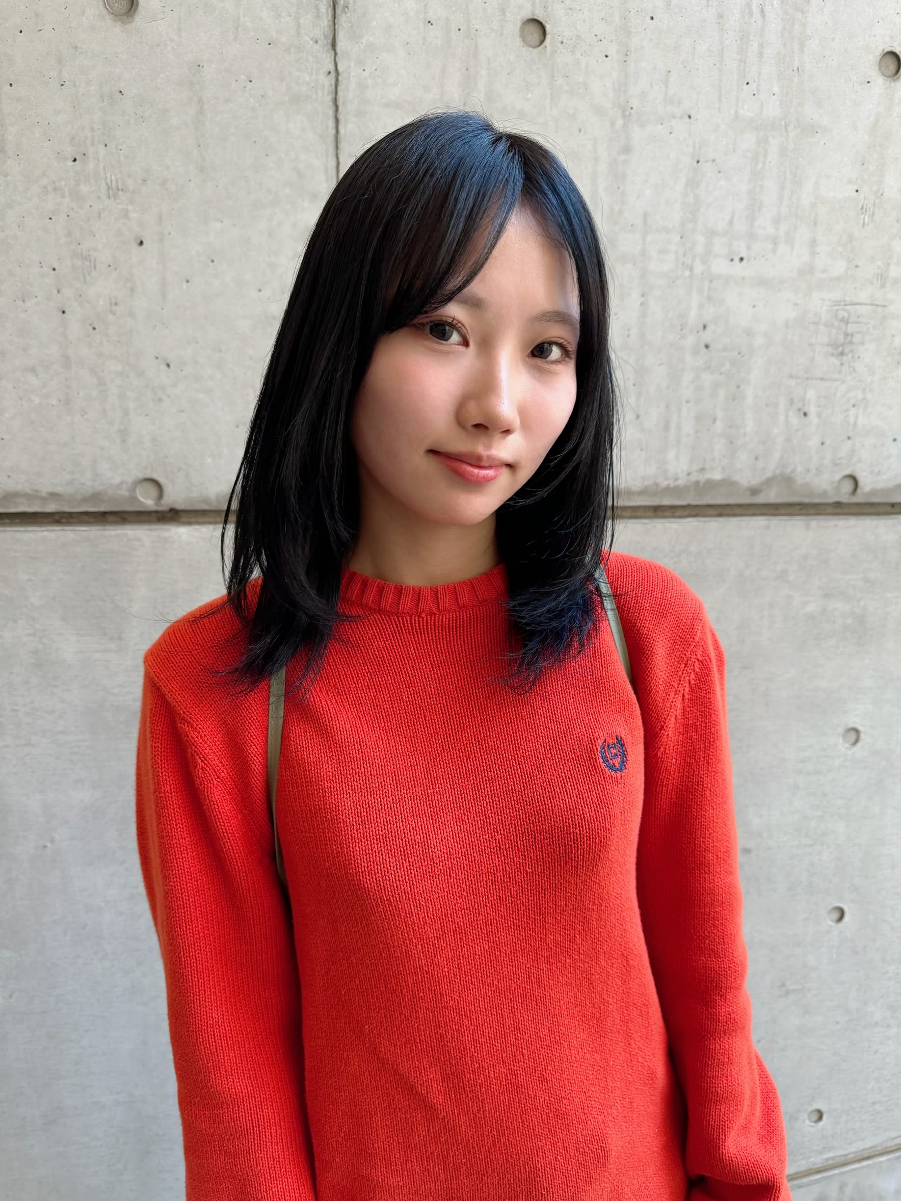 ARUE【アルエ】のスタイル紹介。ナチュラルブラック×レイヤーカット