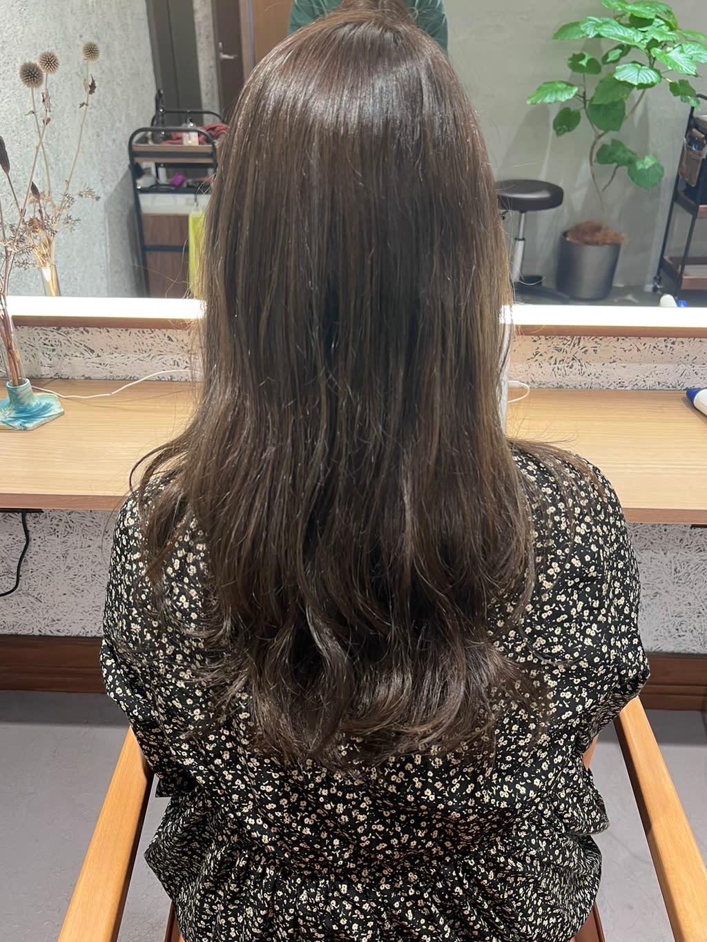 日日 hair salon【ヒビヘアサロン】のスタイル紹介。日日 hair salon×ロング