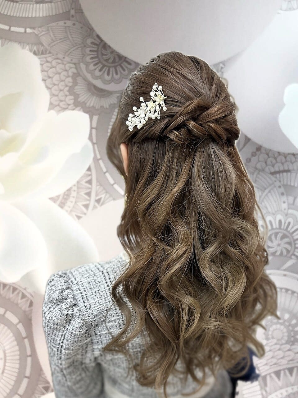 Beauty salon laera 五反田店【ラエラ】【ビューティーサロンラエラゴタンダテン】のスタイル紹介。ハーフアップ