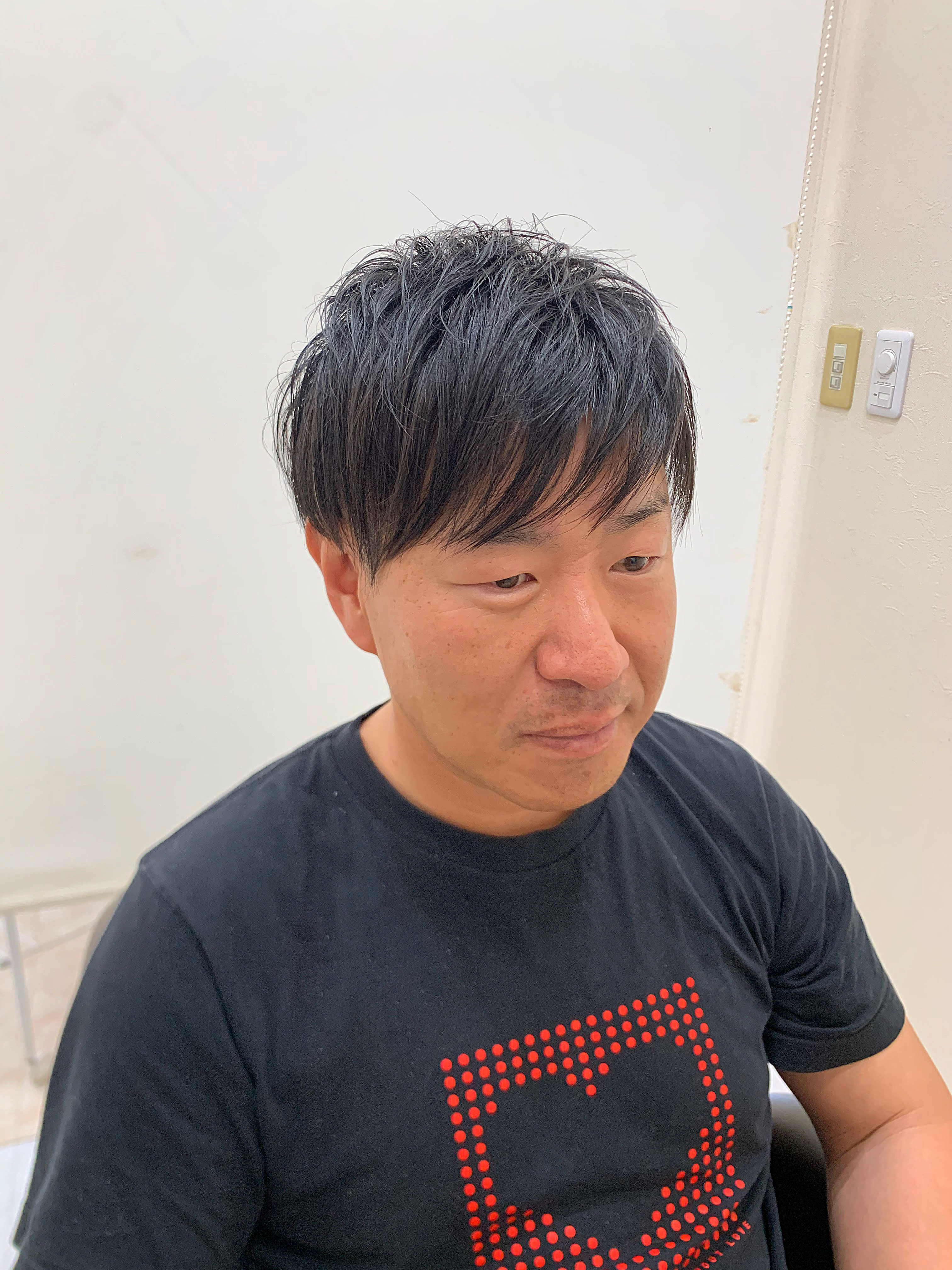 Uplips.w【アップリップスダブリュ】のスタイル紹介。ツーブロ、ナチュラルショート