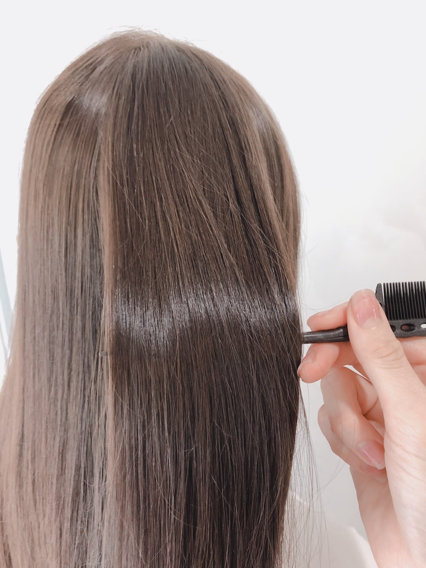 clam. at loRe【クラム　アット　ロア】のスタイル紹介。まとまりにくい髪☆お悩み解決☆髪質改善ストレート