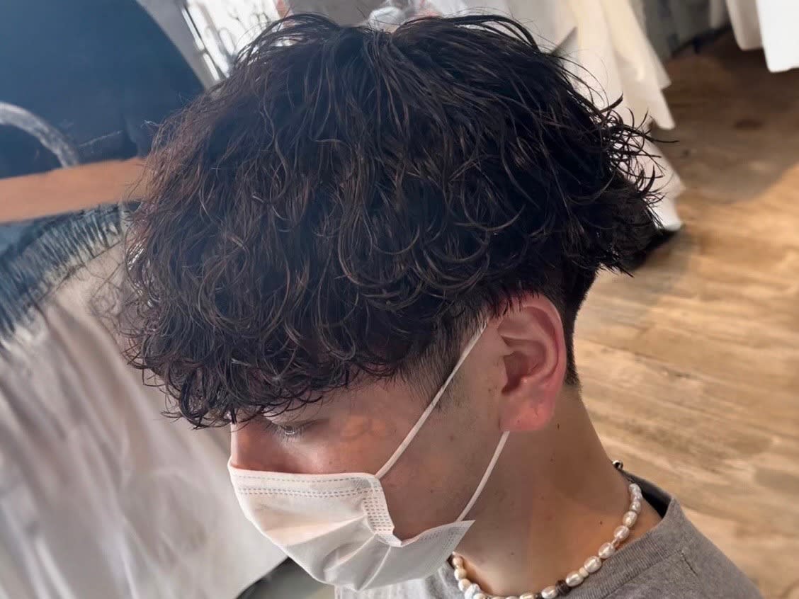 divine 船橋店【メンズカット&白髪ぼかし】【ディバイン フナバシテン メンズカットアンドシラガボカシ】のスタイル紹介。ツーブロック