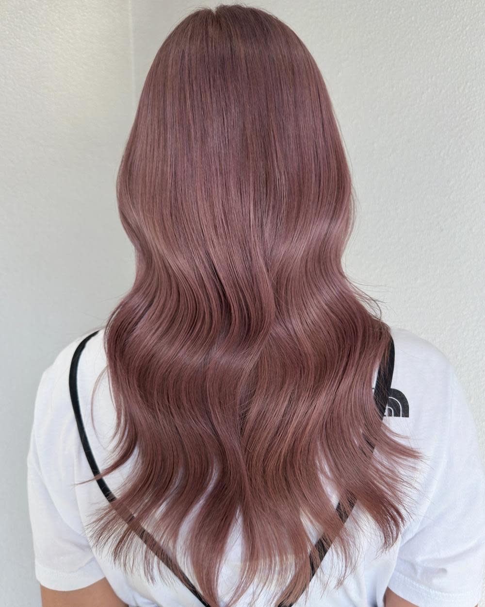 Rosier by artina 町田3号店【ロージアバイアルティナ マチダサンゴウテン】のスタイル紹介。ベビーピンクニュアンスカラーミルクティーピンクベージュピンク