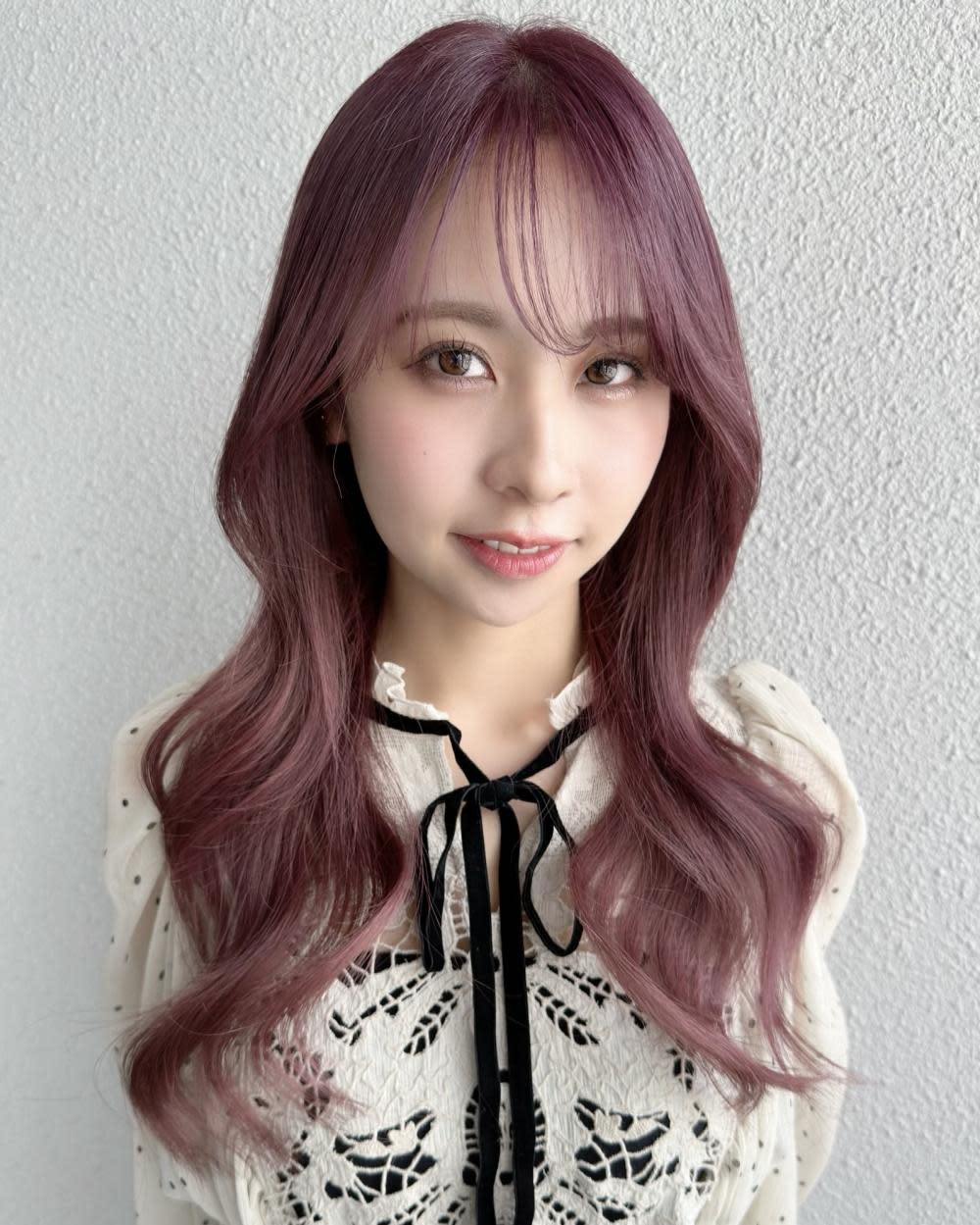 Alisha by artina 相模大野店【アリーシャバイアルティナ サガミオオノテン】のスタイル紹介。ベージュピンク_ベビーピンクピンクベージュピンクラベンダー