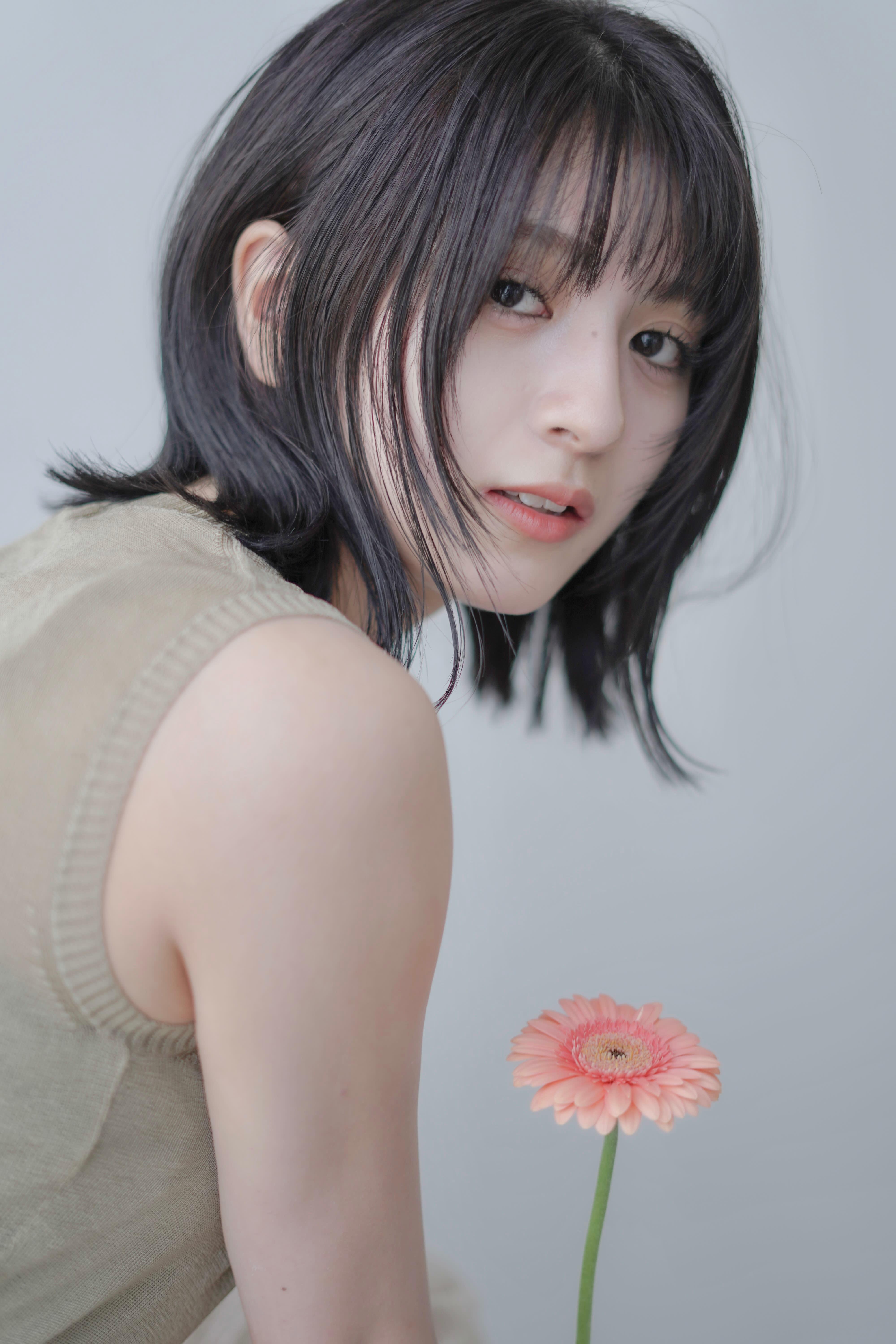 【花屋併設の美容院】mallow eve【マロウ イヴ】【ハナヤヘイセツノビヨウインマロウイヴ】のスタイル紹介。【花屋併設の美容院】mallow eve×ミディアム