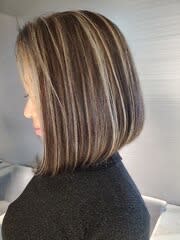 COLOR SALON YOSHITOMO【カラーサロン ヨシトモ】【ヨシトモ】のスタイル紹介。COLOR SALON YOSHITOMO×ミディアム