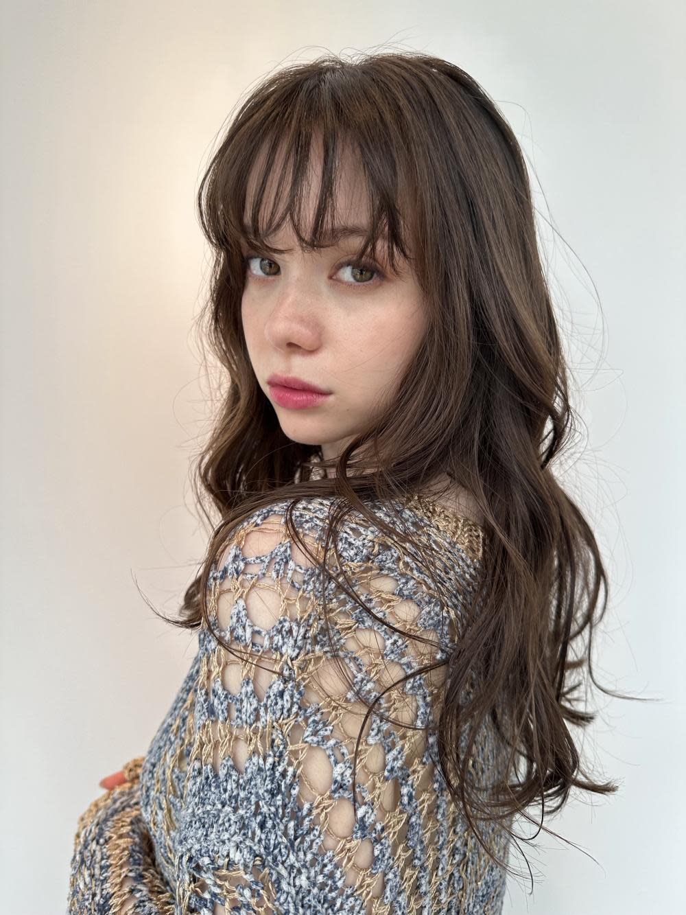 Of  HAIR 自由が丘 WEST【オブヘアジユウガオカウエスト】のスタイル紹介。ベージュカラー