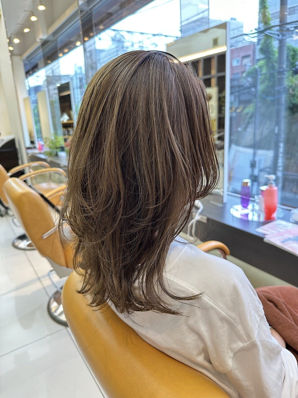 kisa fata 恵比寿【キサ ファータ】のスタイル紹介。20代30代40代◎顔まわりレイヤーロングウルフ ハイライト