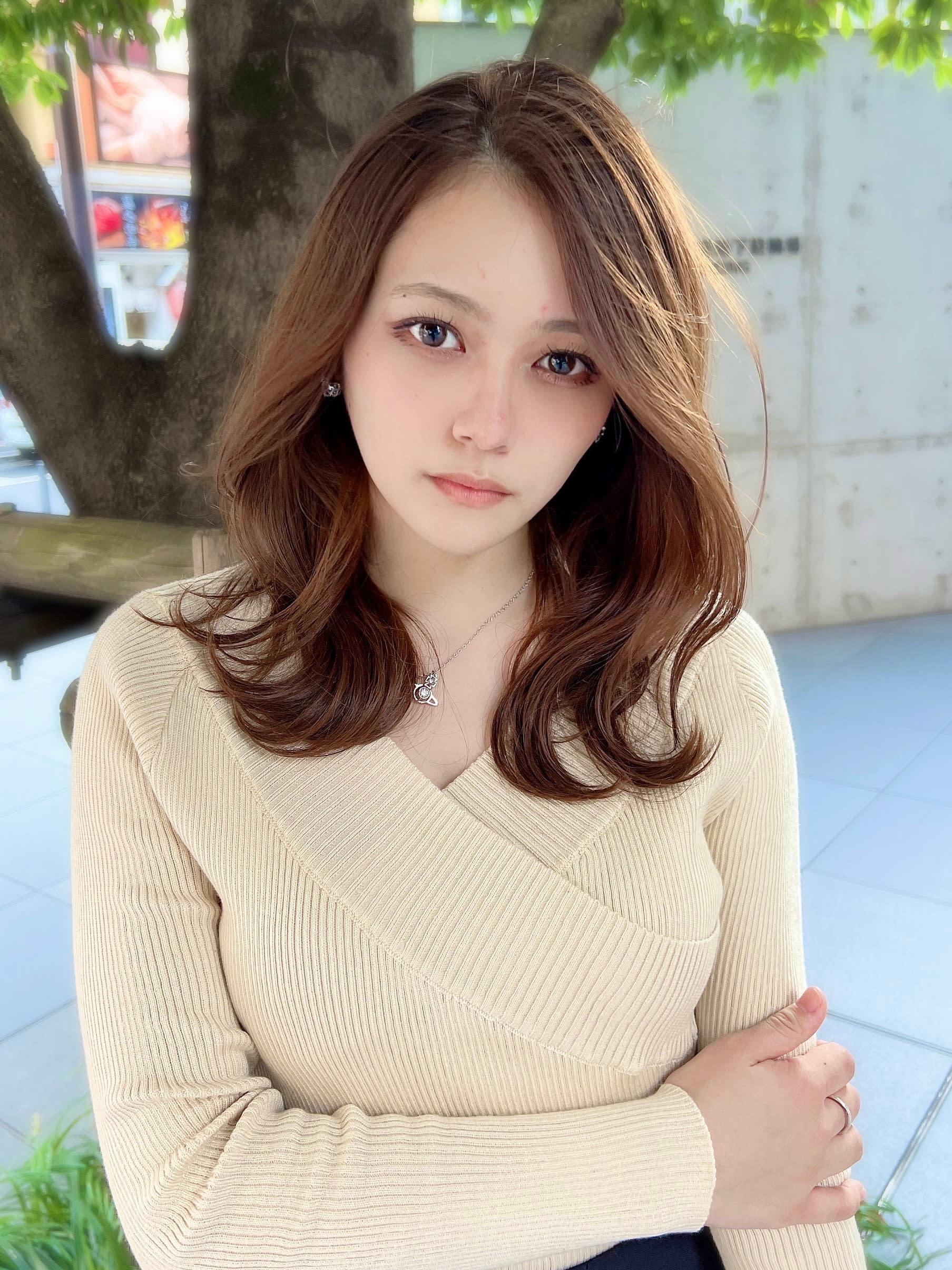 monaco【モナコ】 広尾/恵比寿【モナコ】のスタイル紹介。【monaco】前髪なし/面長補正/レイヤーミディアム/広尾