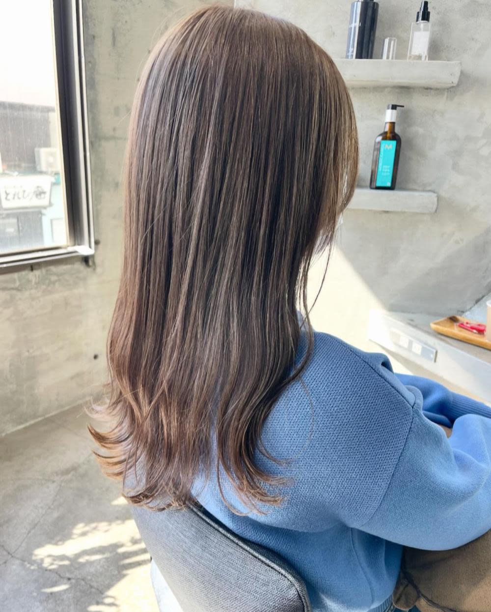 bijou【ビジュ】のスタイル紹介。透明感グレージュ