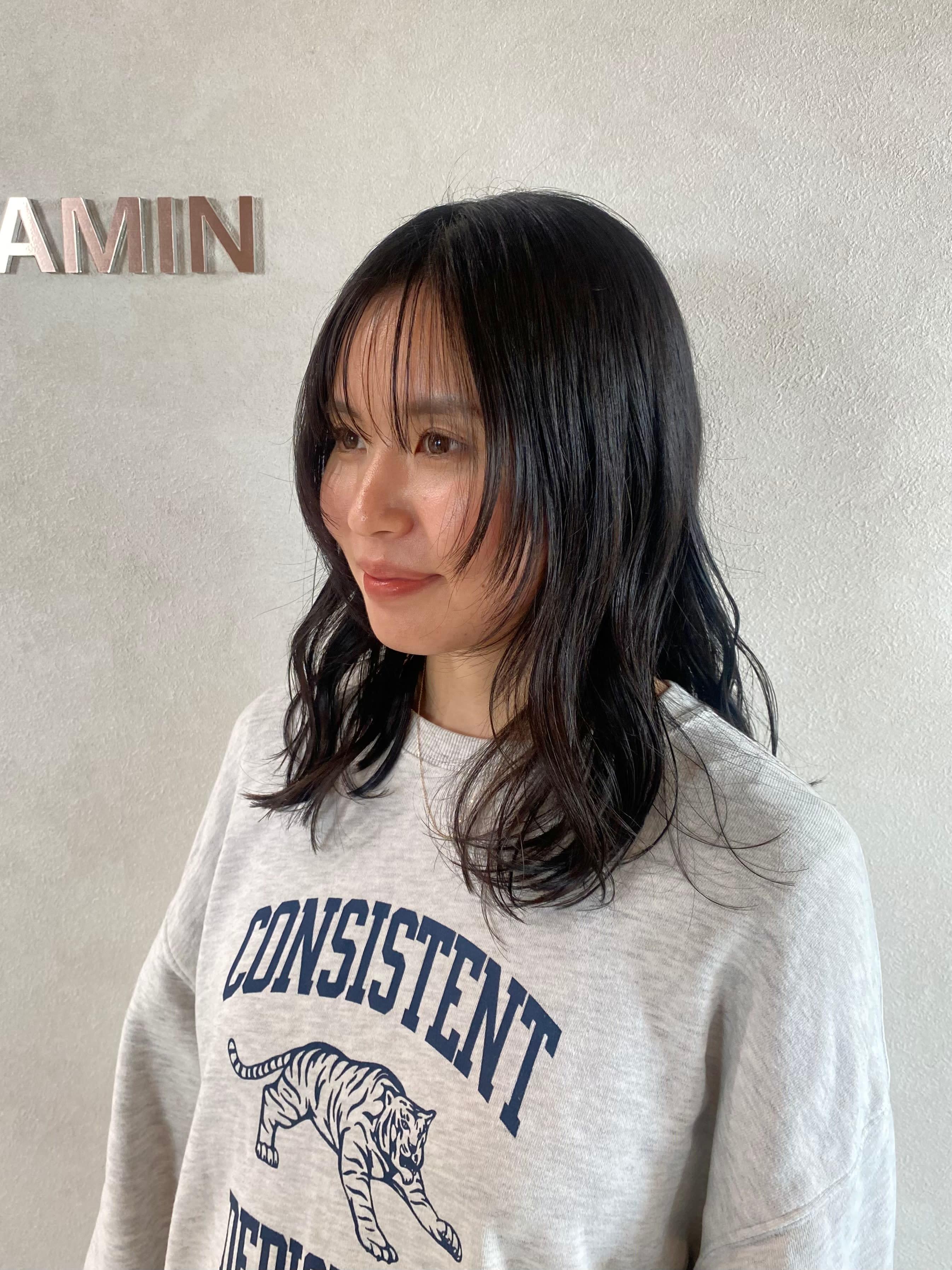 LAMIN【ラミン】【ラミン】のスタイル紹介。顔周りレイヤー