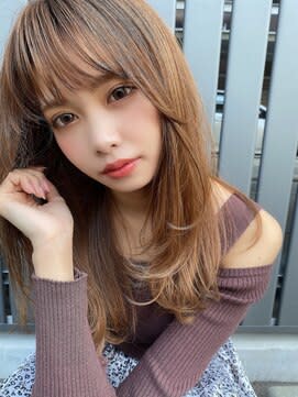 CLALA 博多駅前【クララ ハカタエキマエ】のスタイル紹介。TIARA 博多店×ロング