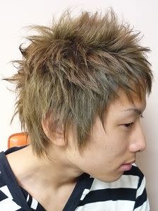 SENSE 洗足店【センスセンゾクテン】のスタイル紹介。ハイトーンカラーで攻めるスタイルに