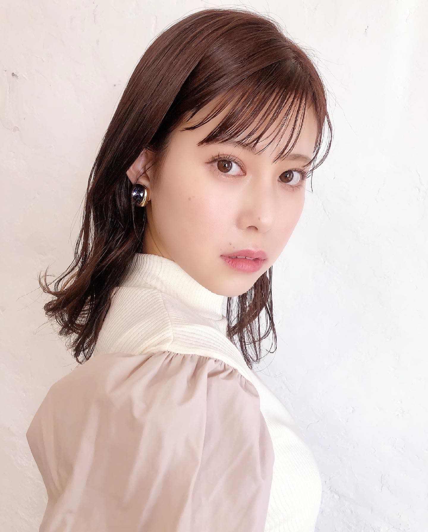 CANVAS【キャンバス】のスタイル紹介。垢抜けミディヘア