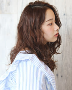 hair Fossette【ヘアーフォセット】のスタイル紹介。ゆるふわ艶パーマ