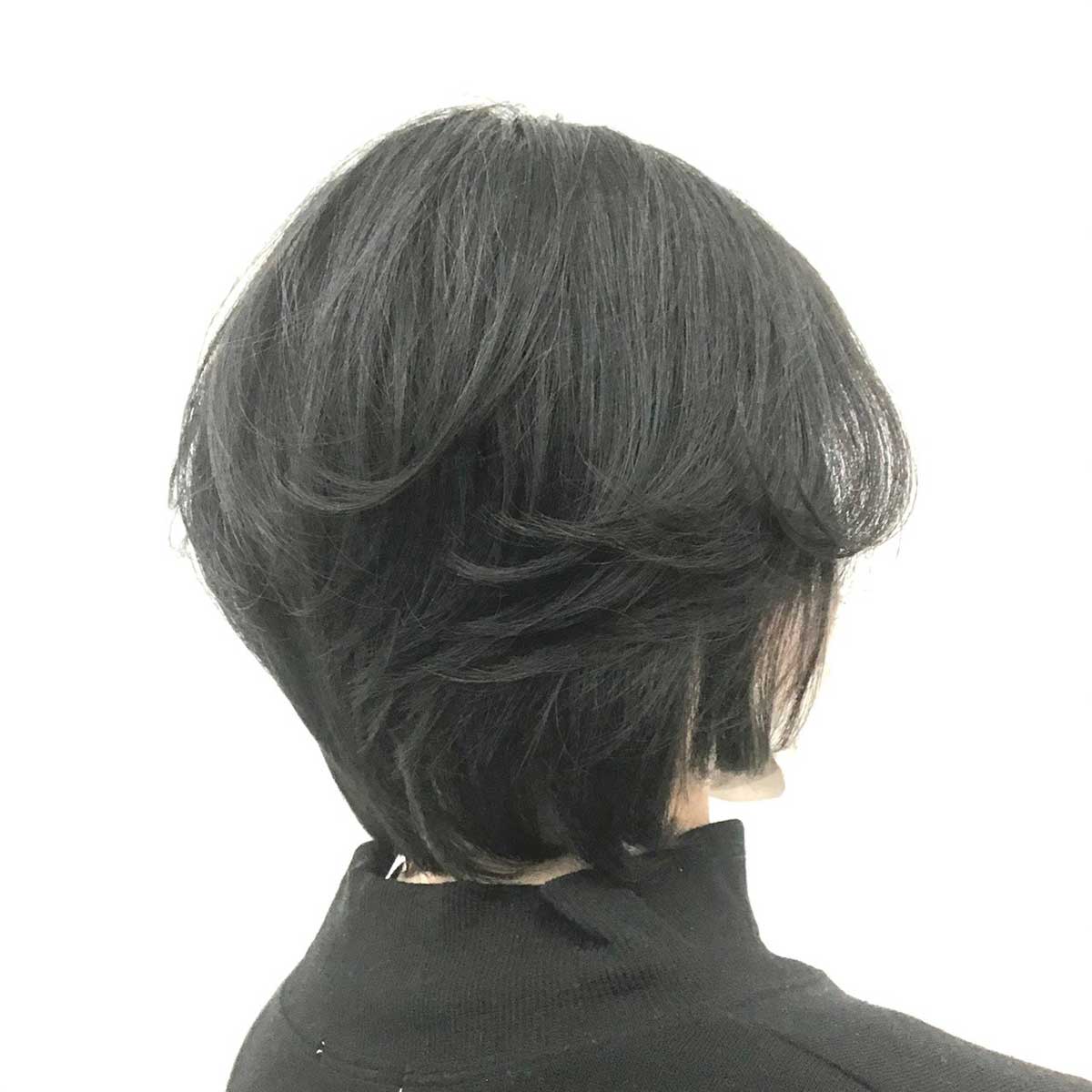 ELLYLONDON 1st.店【エリーロンドンファーストテン】のスタイル紹介。ショートレイヤーボブ