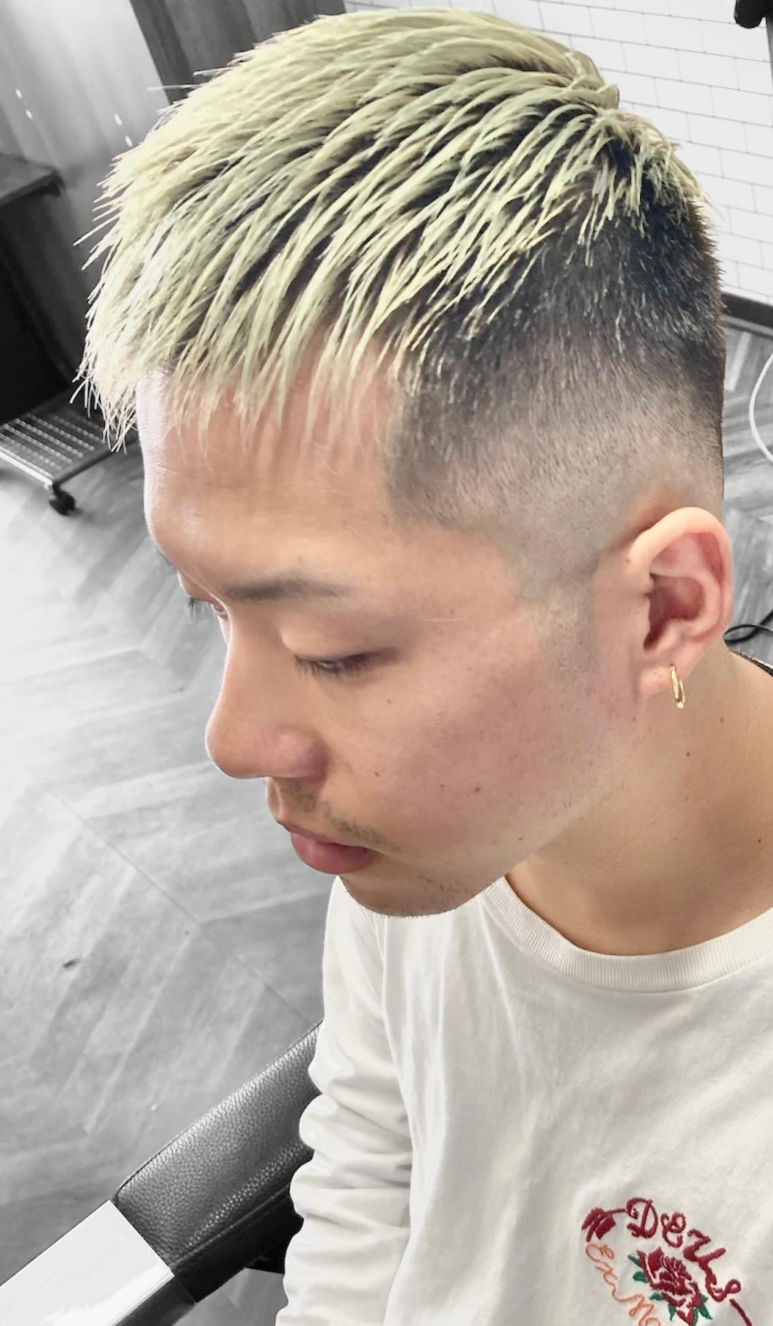 THE CUT【ザ カット】のスタイル紹介。ハイライトカラー＋スキンフェードカット