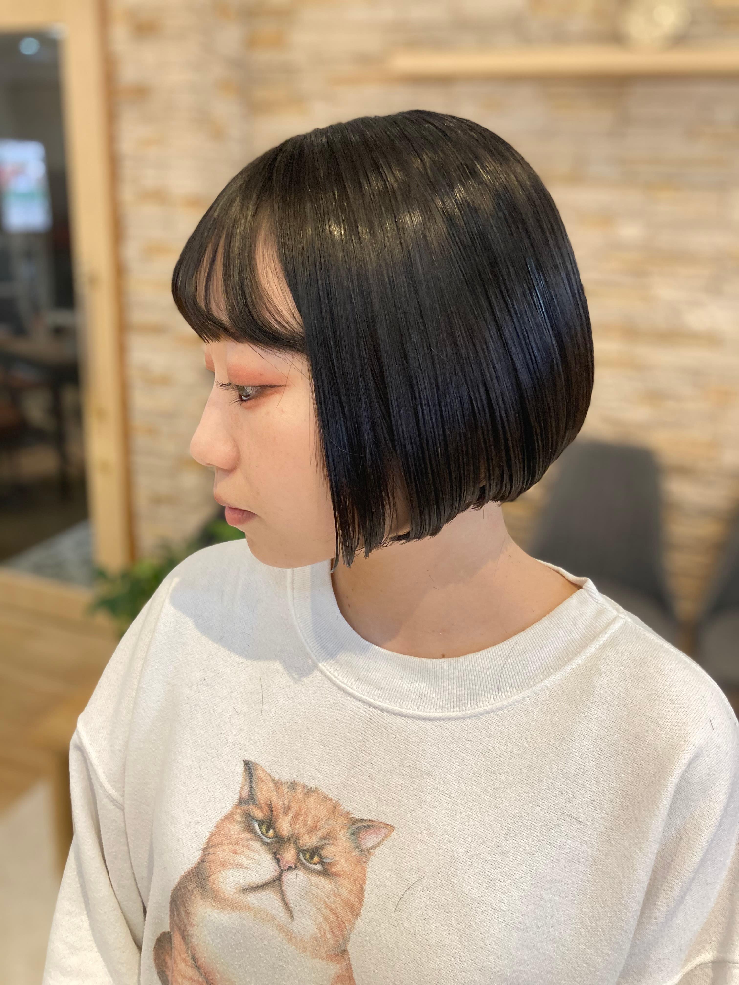 AROMA hair studio 仙台店【アロマ ヘアー スタジオ センダイテン】のスタイル紹介。ミニボブ×黒髪×小顔カット