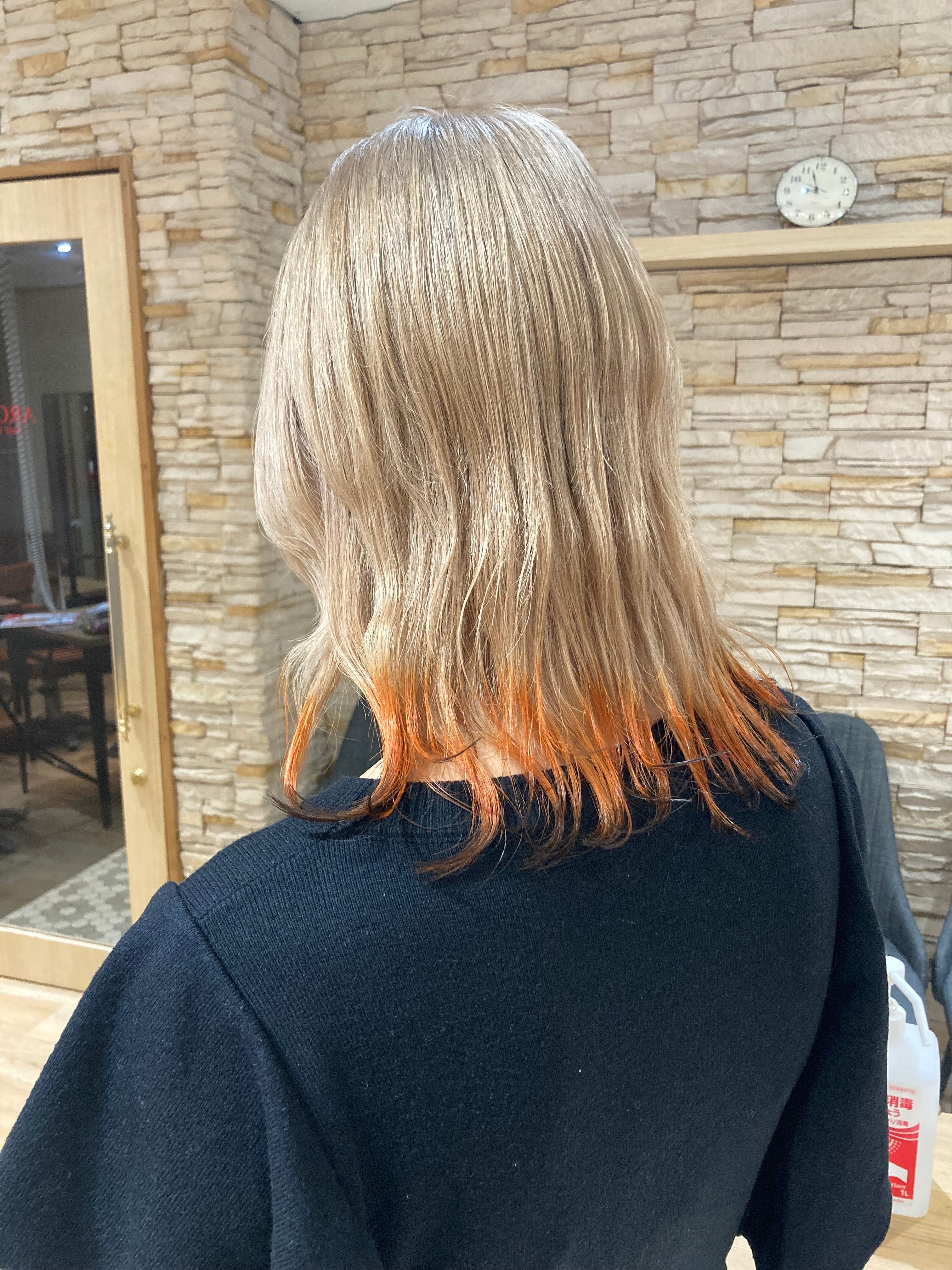 AROMA hair studio 仙台店【アロマ ヘアー スタジオ センダイテン】のスタイル紹介。フォックスカラー×ポイントカラー×デザインカラー