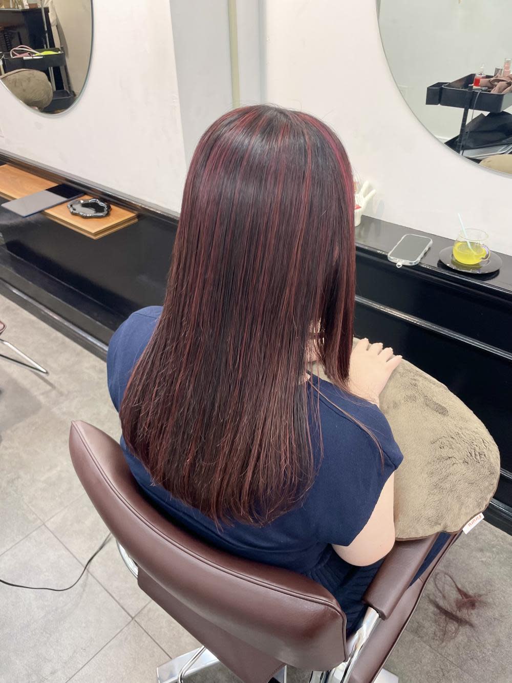 AO。【アオ】のスタイル紹介。ハイライトカラー/カシスカラー/オレンジカラー