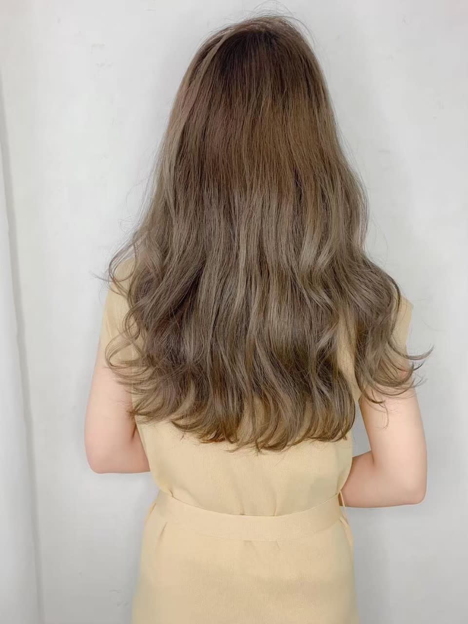 ALLEN hair 広島駅前店 髪質改善&トリートメント【アレンヘアーヒロシマエキマエテンカミシツカイゼンアンドトリー】のスタイル紹介。オリーブベージュ