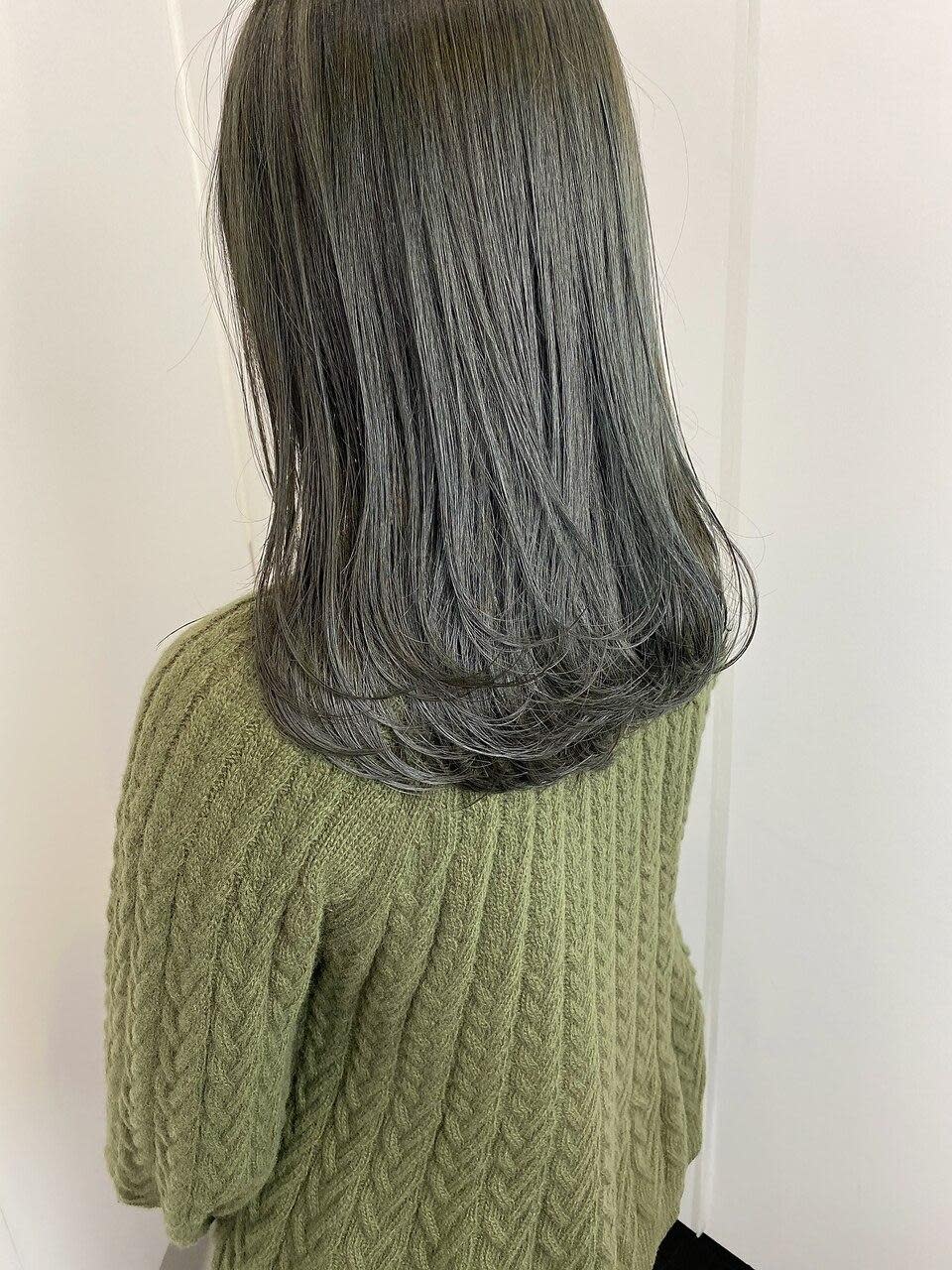 FURUSHO 栄店【フルショウ サカエテン】のスタイル紹介。透明感 艶感ミントアッシュ