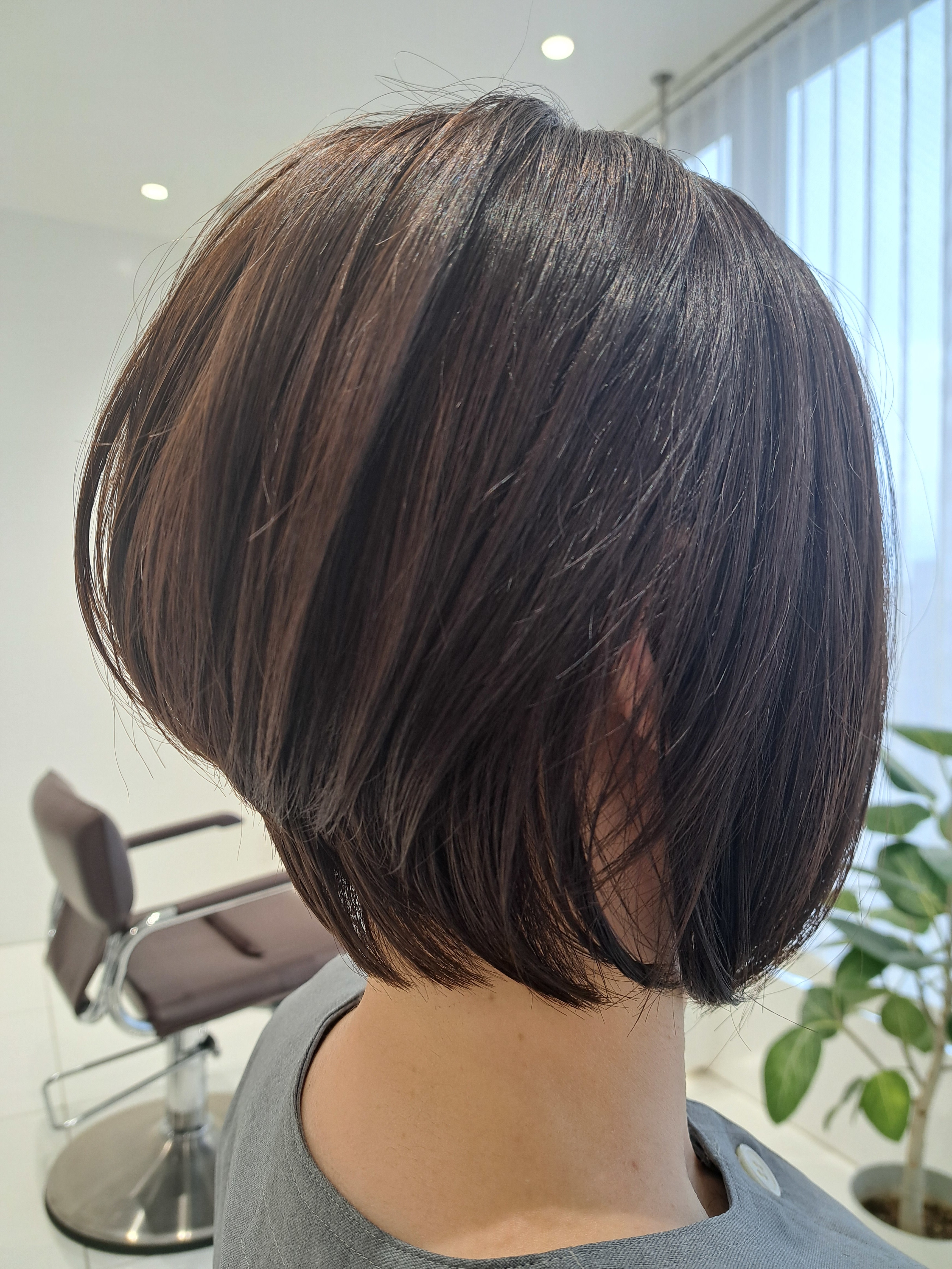 Hair & Spa y‐Forme Ginza【ヘアアンドスパユーフォルムギンザ】のスタイル紹介。Topボリューム/襟足スッキリショートボブ♪