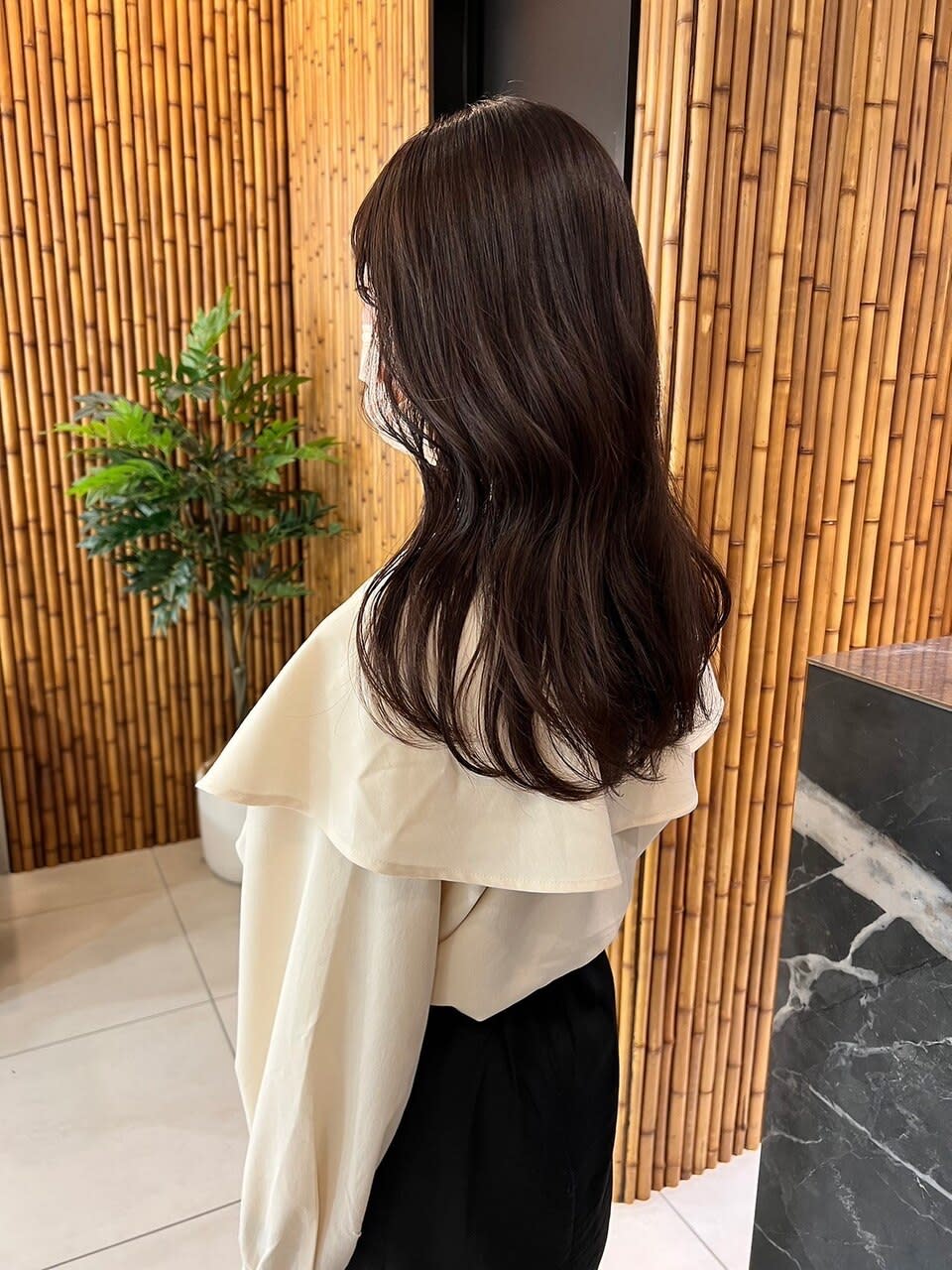 AffECTION kanayama 【アフェクション】【アフェクションカナヤマ】のスタイル紹介。グレージュカラー