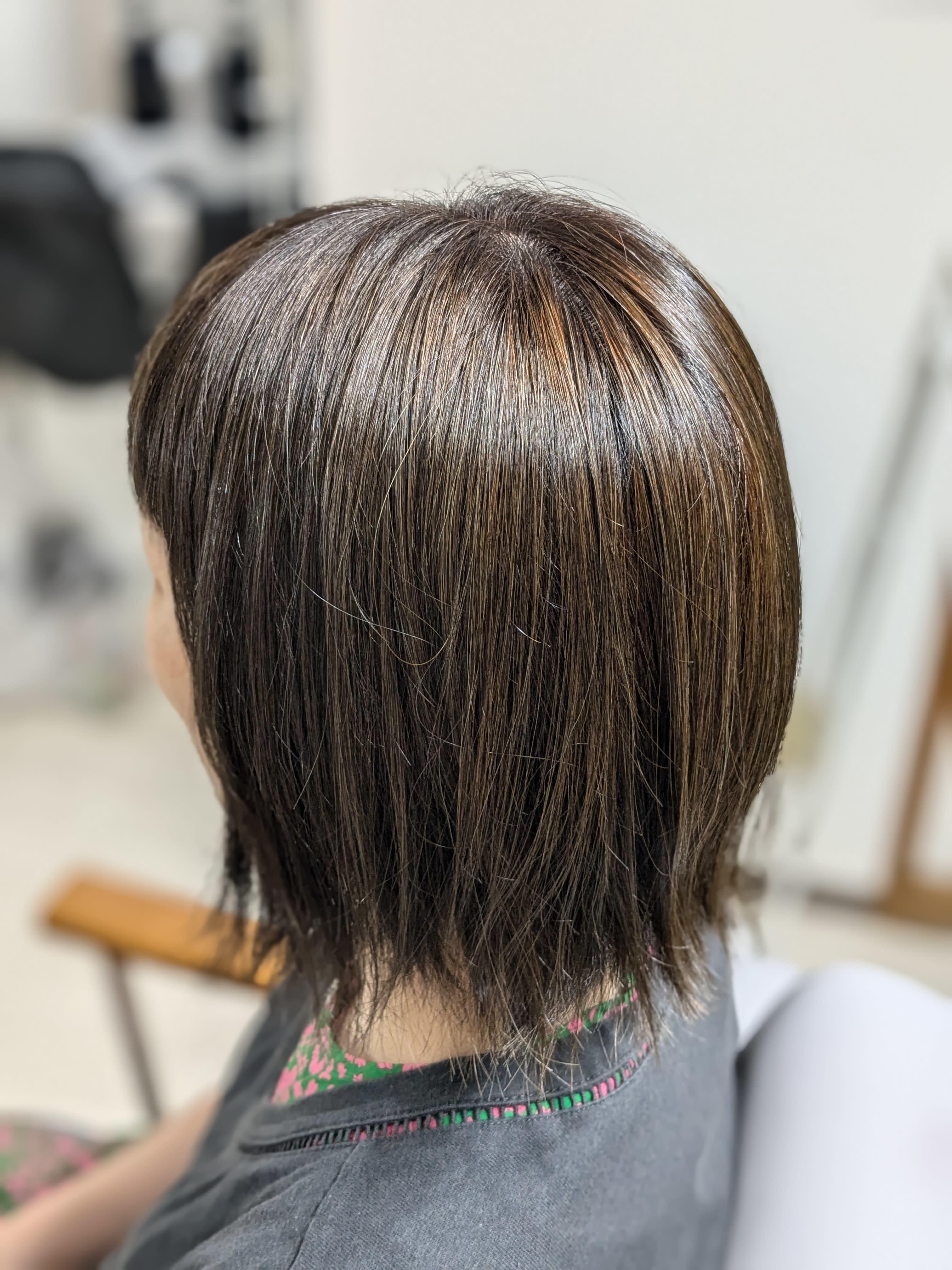 THE BACK STAGE【バックステージ】のスタイル紹介。くせっ毛のママ向け楽チンボブ