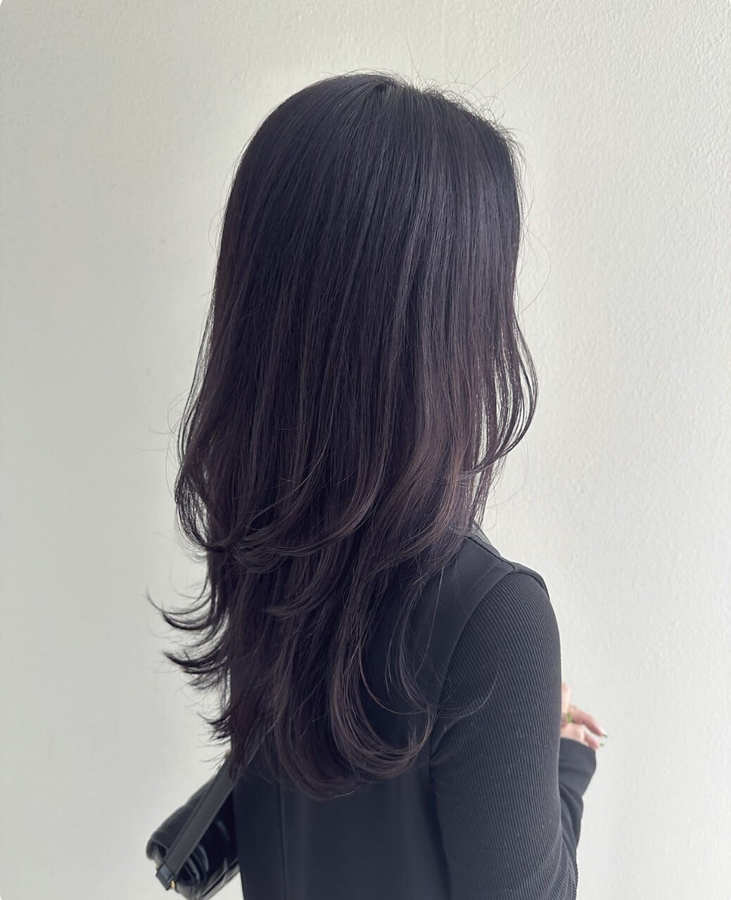 GOTTO FLOW【ゴットフロー】のスタイル紹介。韓国/ロングレイヤー/バイオレットグレージュ