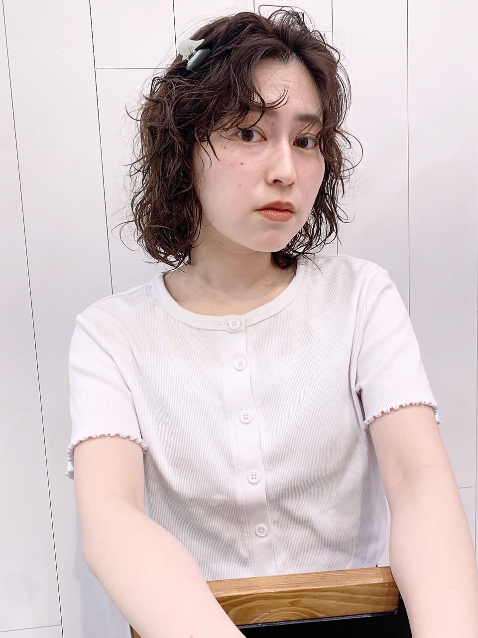 IT by ALBUM 藤沢店【アイティー バイ アルバム】【アイティー バイ アルバム】のスタイル紹介。カーキベージュオリーブベージュフレンチカジュアル_8492