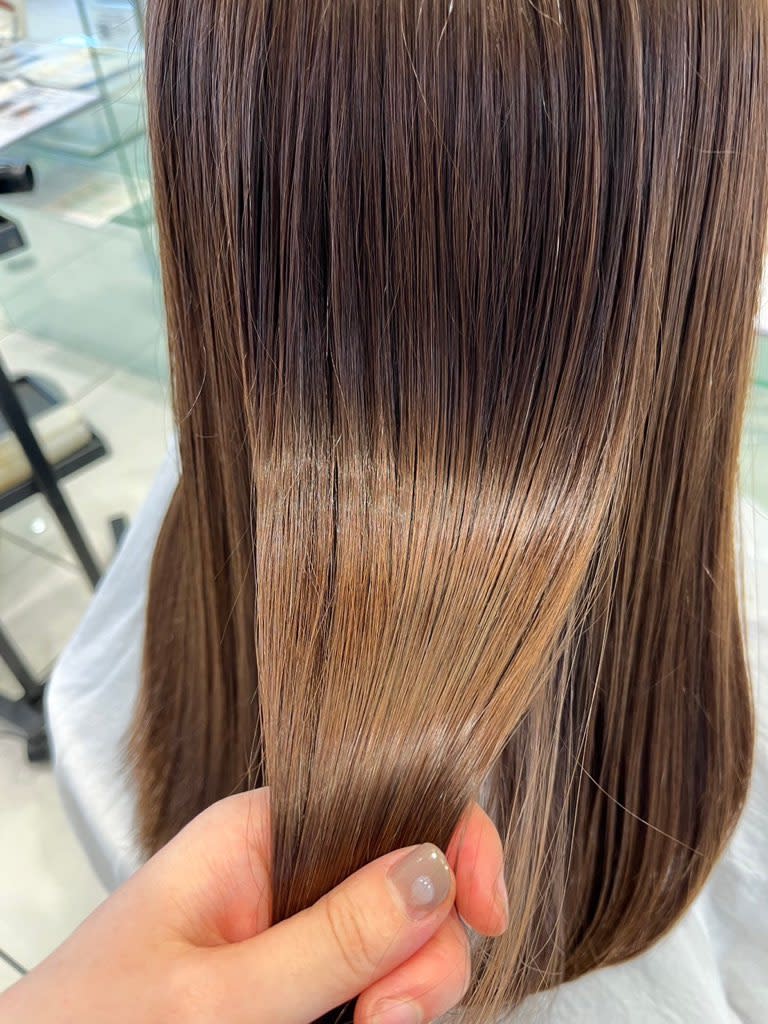 HAIR & MAKE EARTH 浜松志都呂店【ヘアメイクアース ハママツシトロテン】のスタイル紹介。髪質改善！ボトメントトリートメント