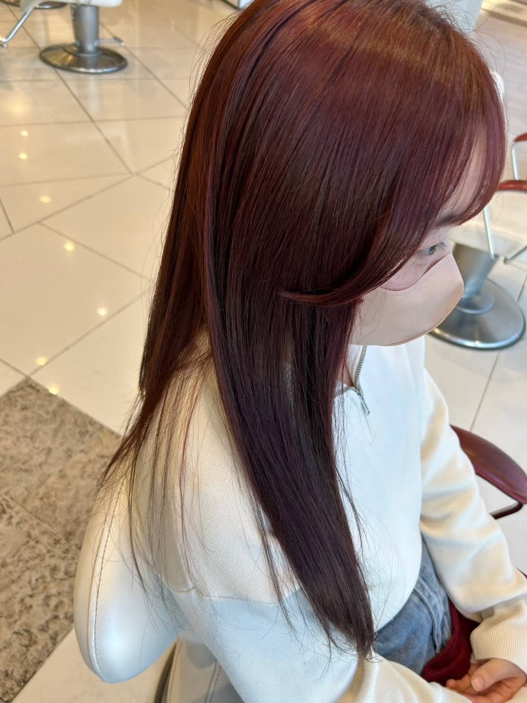 HAIR & MAKE EARTH 浜松志都呂店【ヘアメイクアース ハママツシトロテン】のスタイル紹介。トレンド！ピンクブラウン