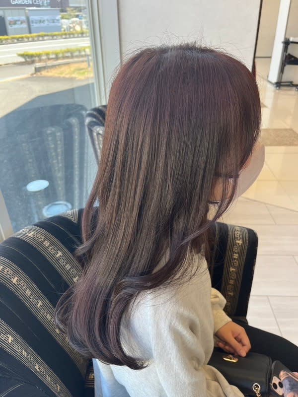 HAIR & MAKE EARTH 浜松志都呂店【ヘアメイクアース ハママツシトロテン】のスタイル紹介。上品♪大人ピンクブラウン