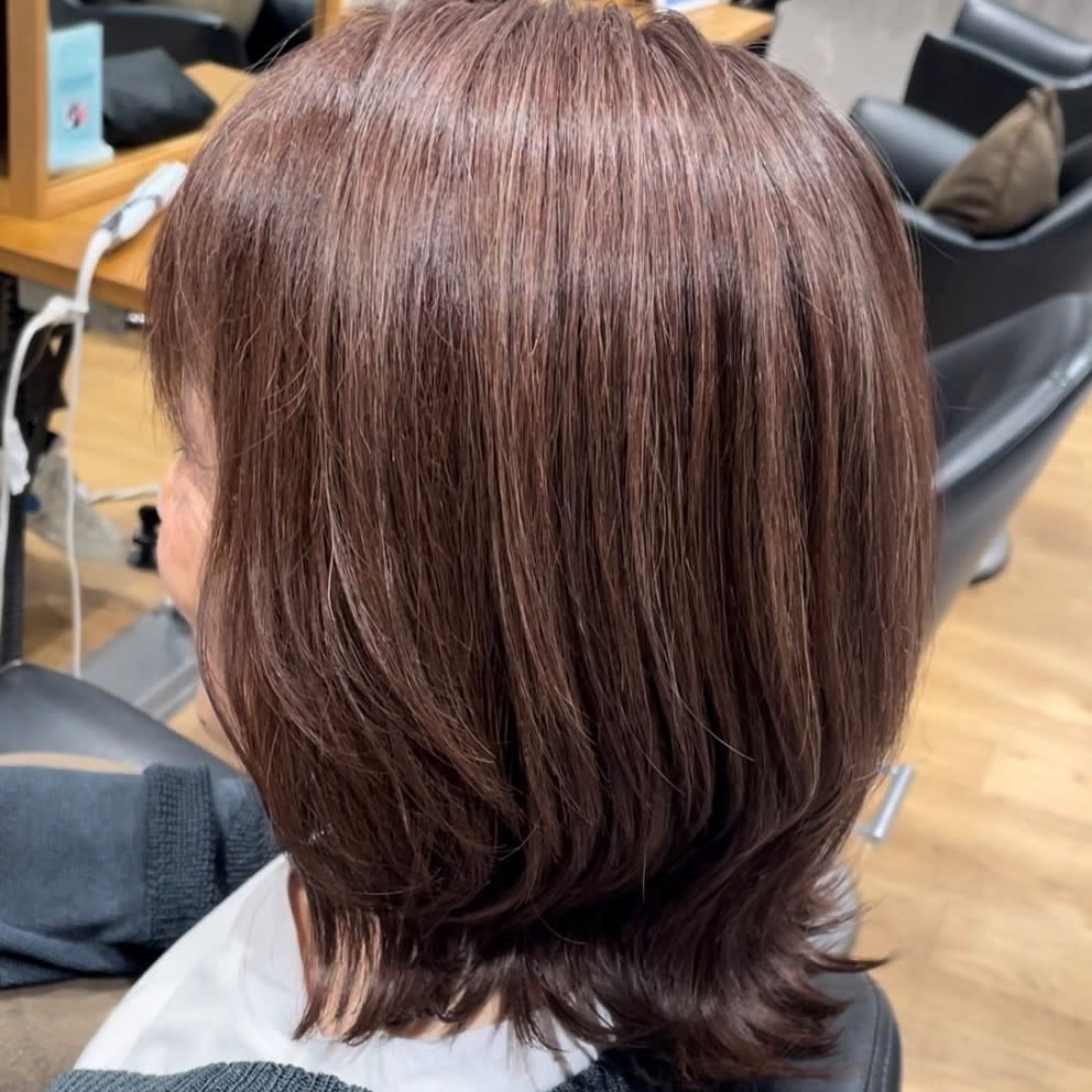 LUCK 本厚木【ラックホンアツギ】のスタイル紹介。白髪ぼかし/白髪染め/ハイライト/グレイカラー/オージュア