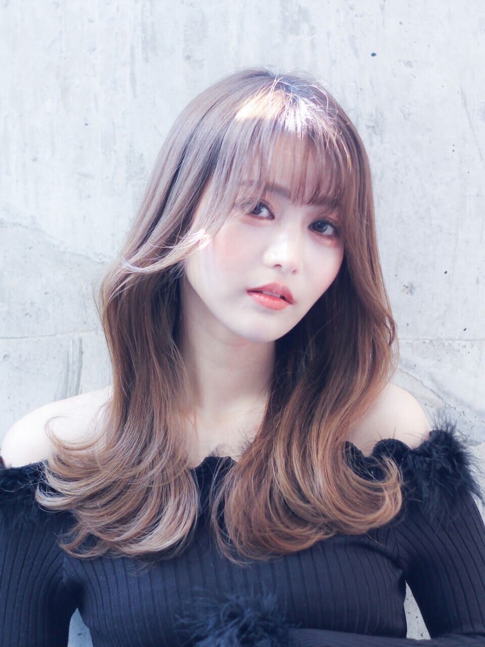 JENNIE by Menon【ジェニーバイメノン】のスタイル紹介。エアリーロング 顔周りレイヤー 美髪