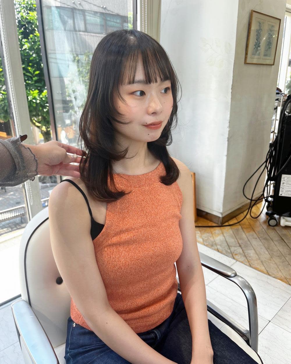 Of HAIR Jiyugaoka【オブヘアジユウガオカ】のスタイル紹介。【ミディアム×レイヤー】