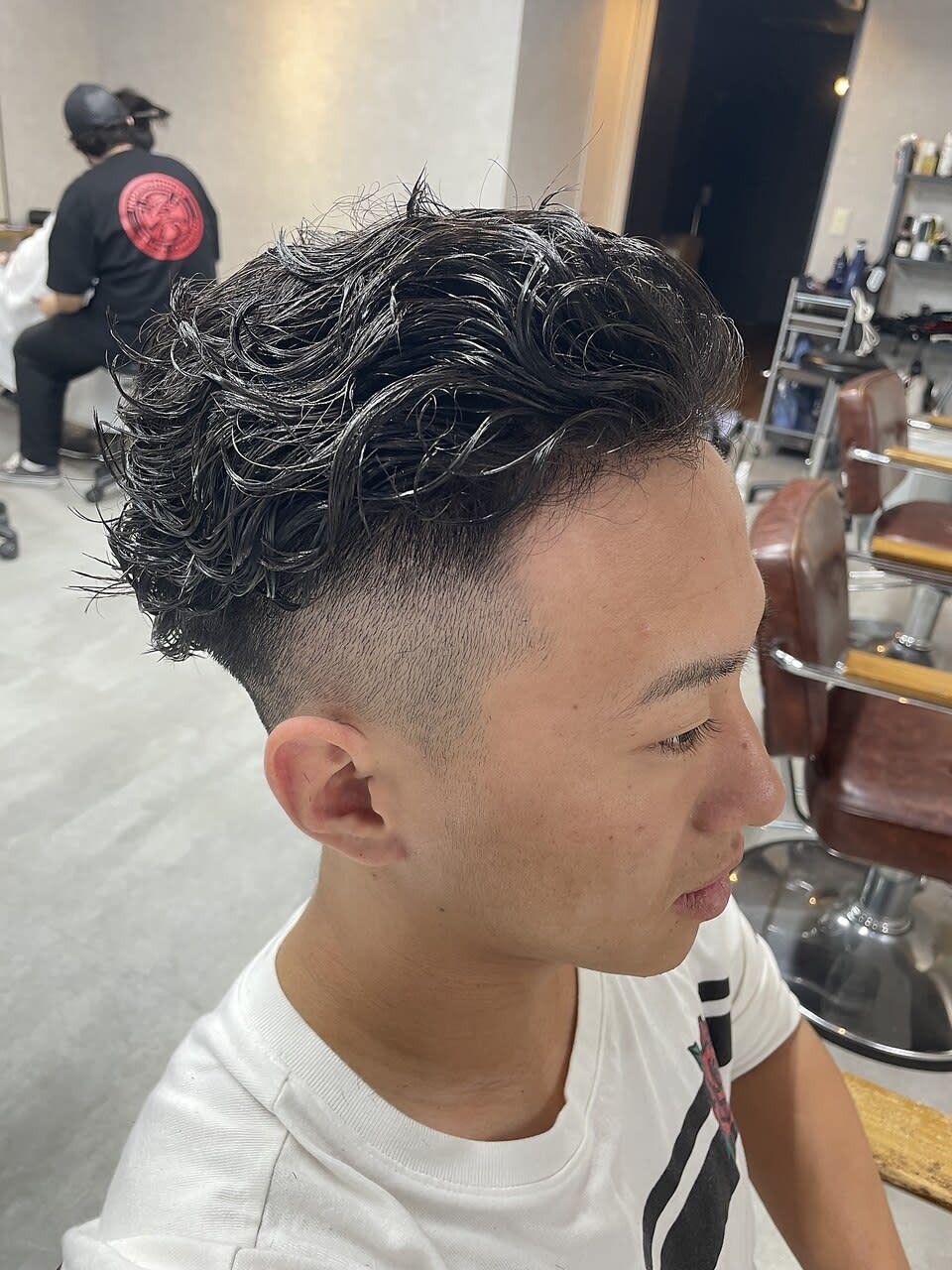 押上 美容室 cluster【オシアゲビヨウシツクラスタ】のスタイル紹介。宮城リョータ風パーマ