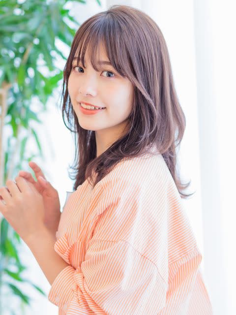 TAYA 天神店【タヤ テンジンテン】のスタイル紹介。ゆるふわレイヤースタイル