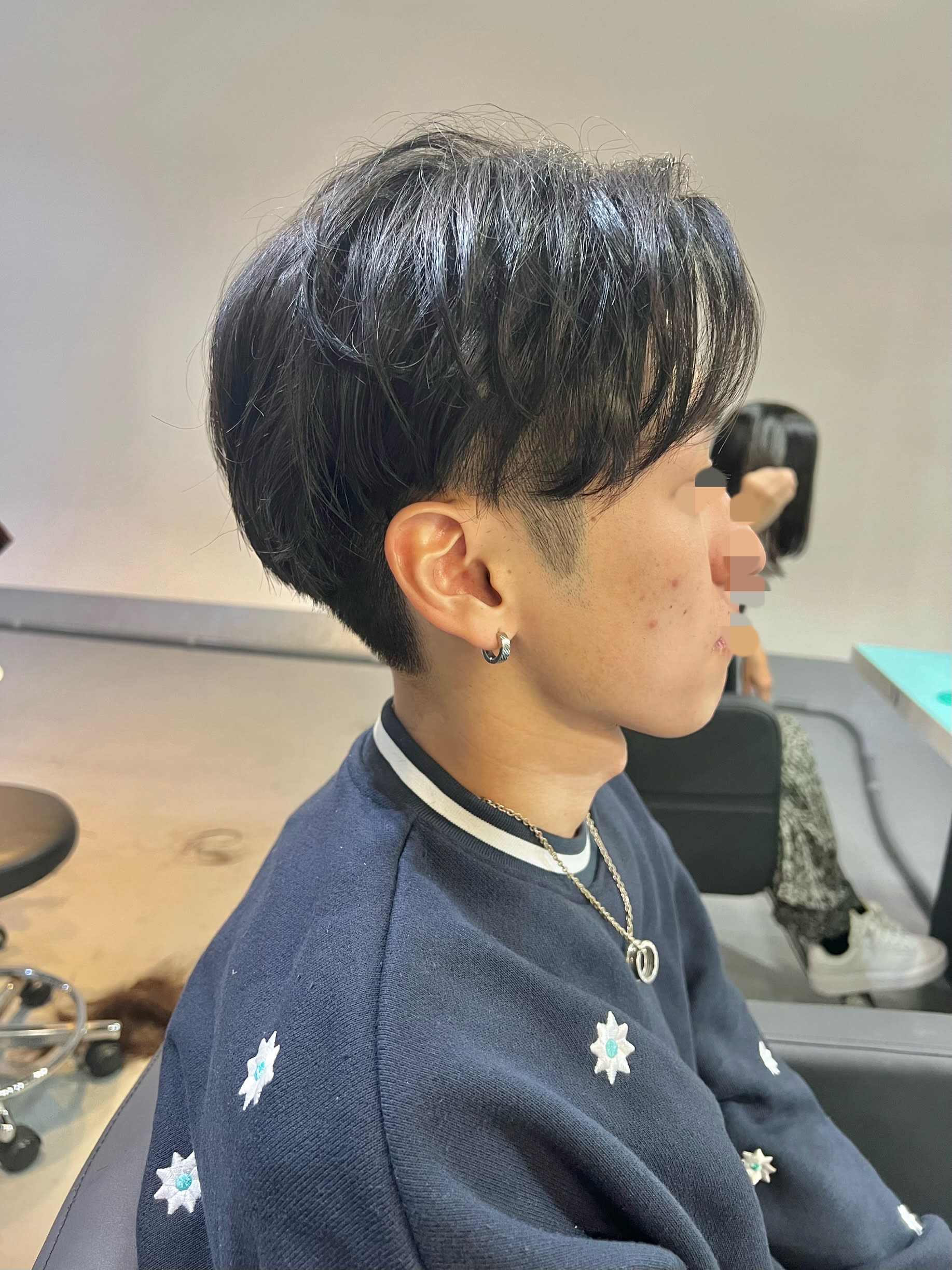 SUGAR by ECLART 立川南口店【シュガー バイ エクラート】のスタイル紹介。【立川】無造作センターパート【メンズカット】